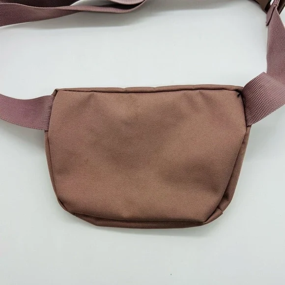Herschel Supply Company Blush Crossbody Bag or Belt Bag - Picture 9 of 11